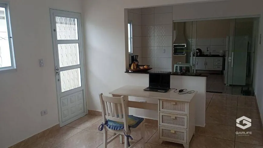 Foto 1 de Casa com 2 Quartos à venda, 119m² em Parque Industrial, São José dos Campos