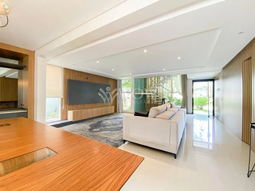 Foto 1 de Casa com 3 Quartos à venda, 237m² em Barra Sul, Balneário Camboriú