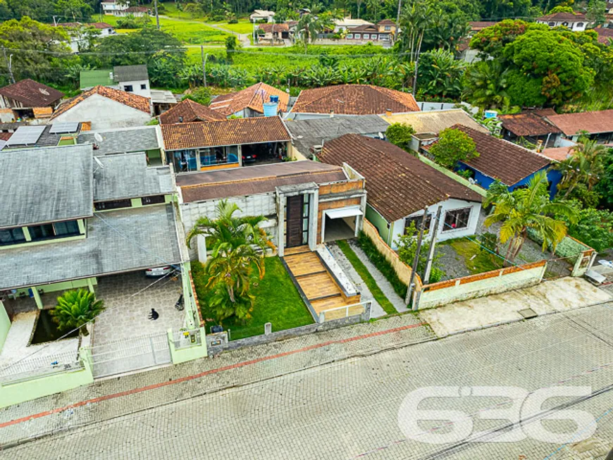 Foto 1 de Casa com 4 Quartos à venda, 90m² em João Costa, Joinville