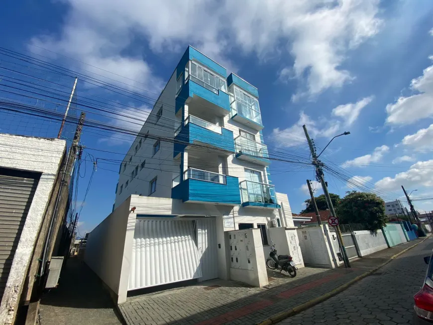 Foto 1 de Apartamento com 2 Quartos para alugar, 62m² em Centro, Navegantes