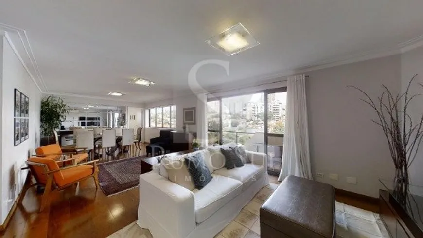 Foto 1 de Apartamento com 3 Quartos à venda, 195m² em Higienópolis, São Paulo