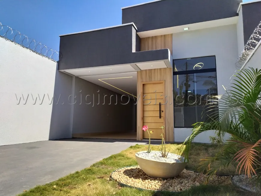 Foto 1 de Casa com 3 Quartos à venda, 150m² em Vila Sao Jorge, Aparecida de Goiânia