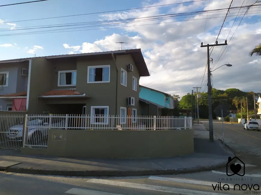 Foto 1 de Casa com 3 Quartos à venda, 74m² em Morro do Meio, Joinville