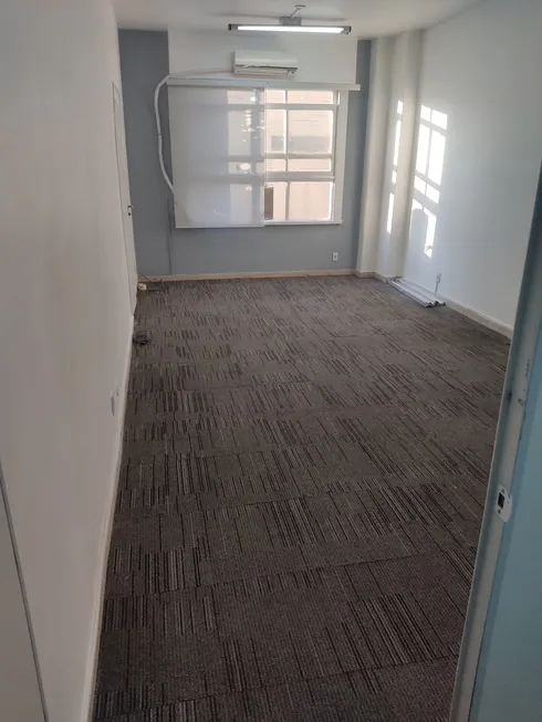 Foto 1 de Sala Comercial para venda ou aluguel, 40m² em Centro, Rio de Janeiro