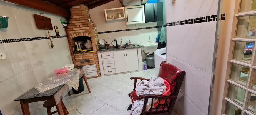Foto 1 de Casa de Condomínio com 2 Quartos à venda, 85m² em Vila Metalurgica, Santo André