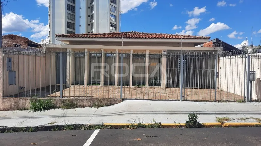 Foto 1 de Casa com 3 Quartos para venda ou aluguel, 204m² em Jardim Paraíso, São Carlos