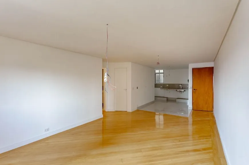 Foto 1 de Apartamento com 3 Quartos para venda ou aluguel, 106m² em Sumaré, São Paulo