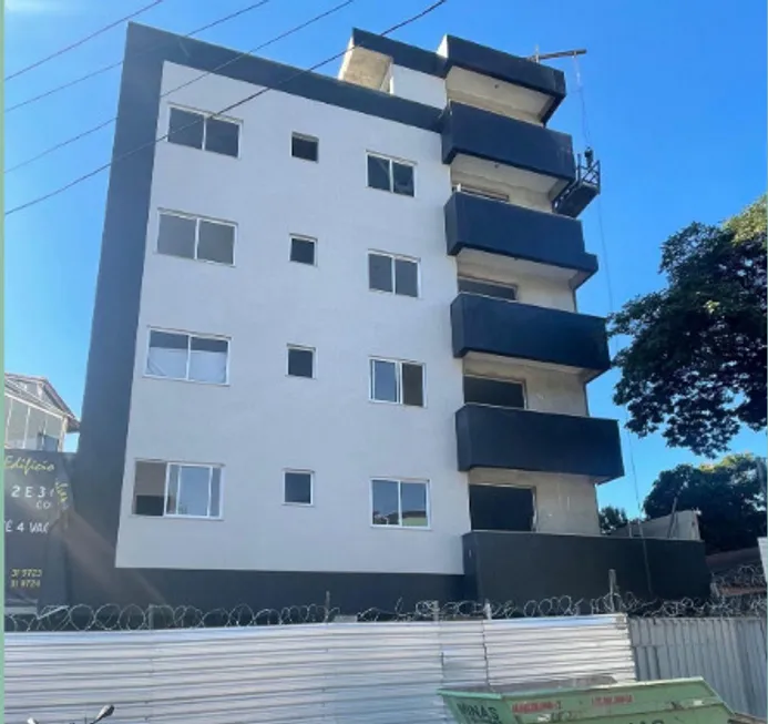 Foto 1 de Cobertura com 4 Quartos à venda, 161m² em Vera Cruz, Contagem