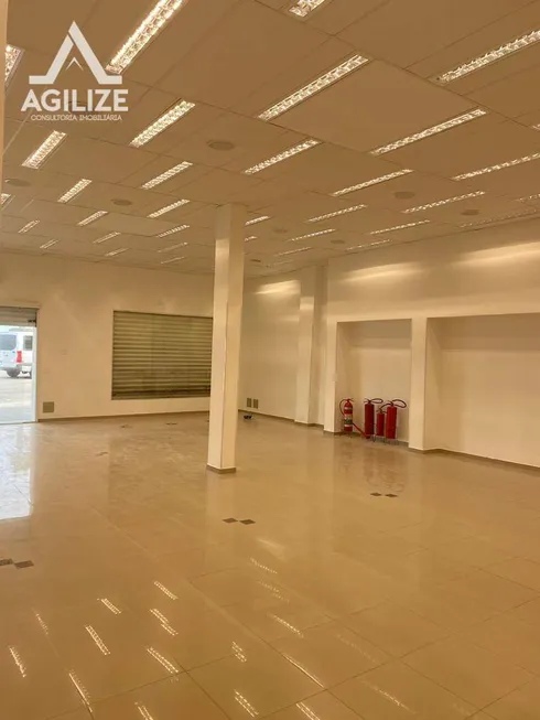 Foto 1 de Ponto Comercial para alugar, 600m² em Praia Campista, Macaé