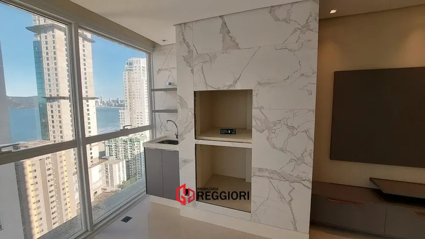 Foto 1 de Apartamento com 3 Quartos à venda, 117m² em Centro, Balneário Camboriú