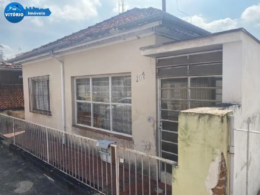 Foto 1 de Casa com 2 Quartos à venda, 60m² em Estação, São Roque