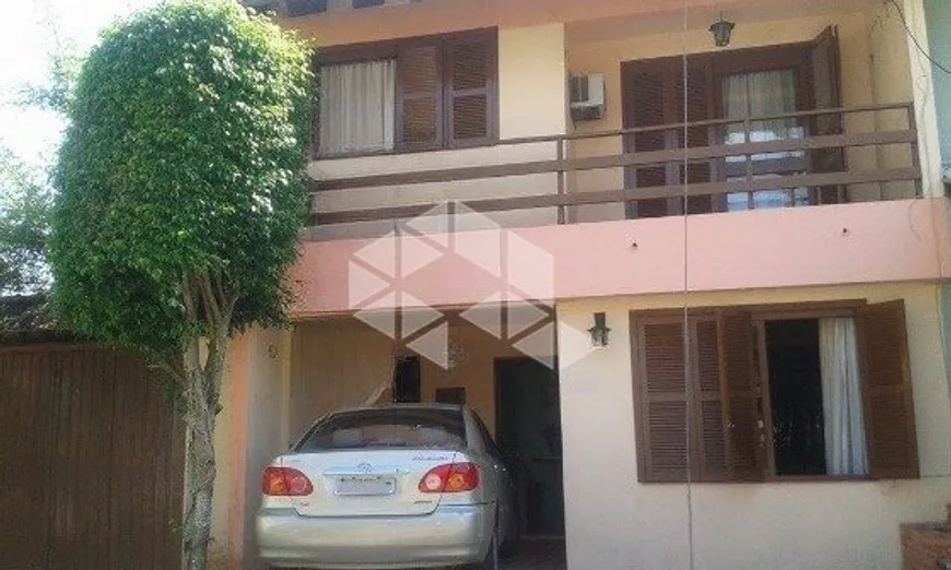 Foto 1 de Casa com 2 Quartos à venda, 123m² em Cavalhada, Porto Alegre