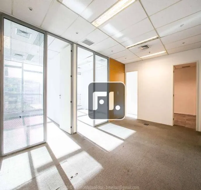 Foto 1 de Sala Comercial para alugar, 106m² em Vila Olímpia, São Paulo