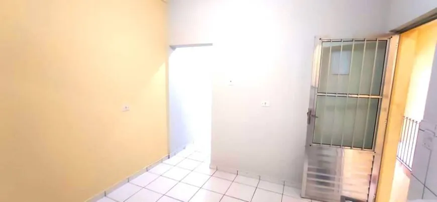 Foto 1 de Casa com 2 Quartos à venda, 150m² em Parque Jandaia, Carapicuíba