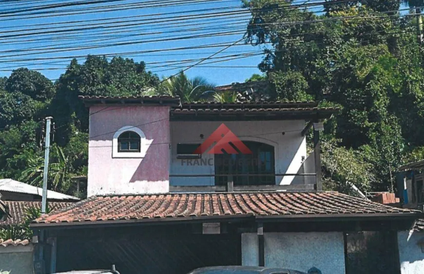 Foto 1 de Casa com 3 Quartos à venda, 140m² em Maceió, Niterói