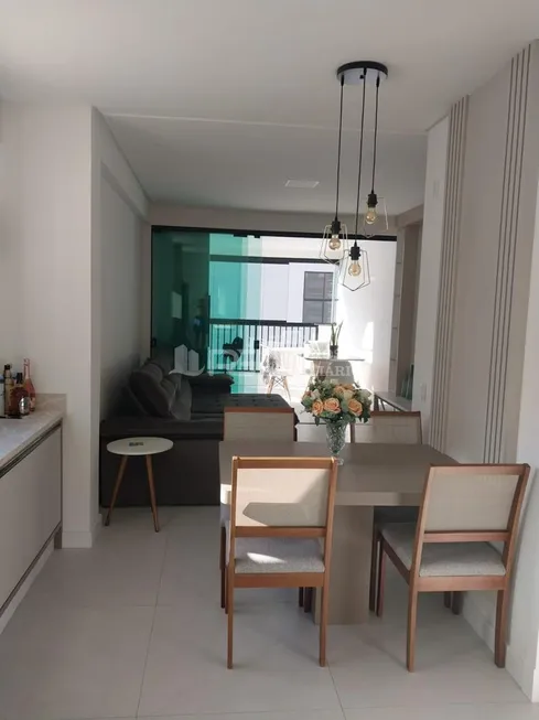 Foto 1 de Apartamento com 3 Quartos à venda, 106m² em Meia Praia, Itapema