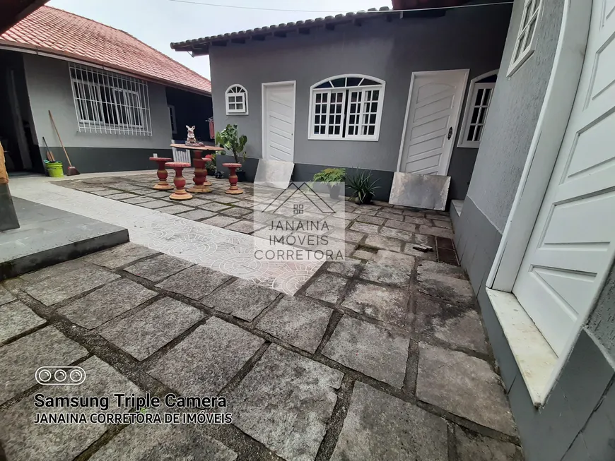 Foto 1 de Casa com 4 Quartos à venda, 168m² em Centro, Guapimirim