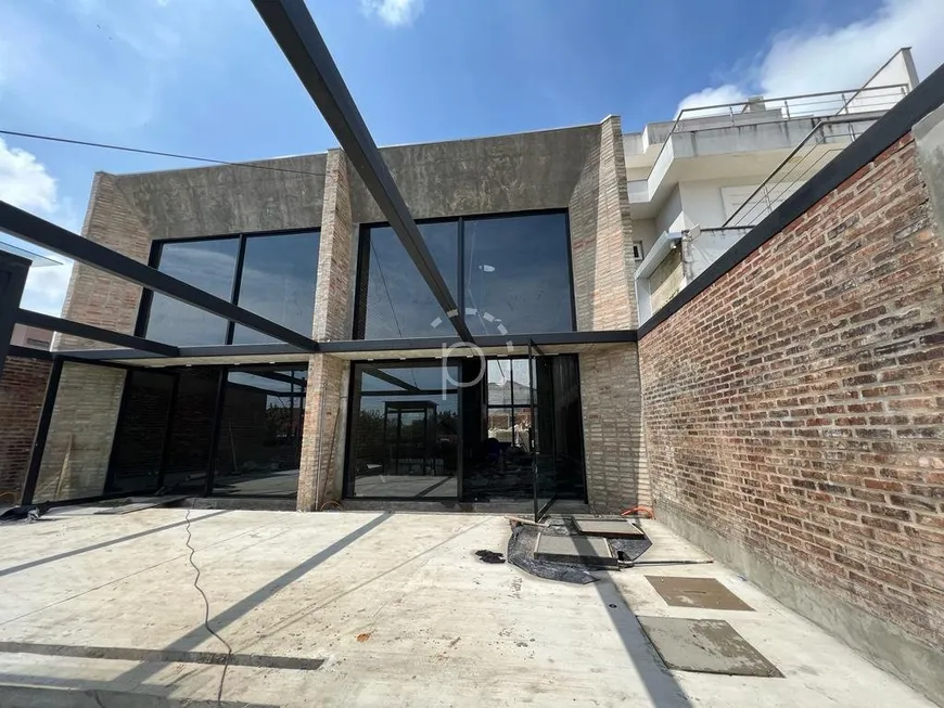 Foto 1 de Ponto Comercial para alugar, 150m² em Vila Assunção, Porto Alegre