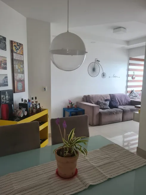 Foto 1 de Apartamento com 3 Quartos à venda, 73m² em Imbuí, Salvador