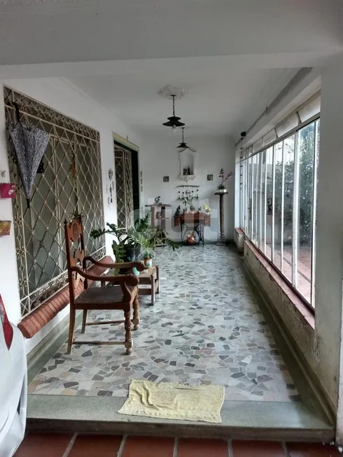 Foto 1 de Casa com 3 Quartos à venda, 179m² em Vila Itapura, Campinas