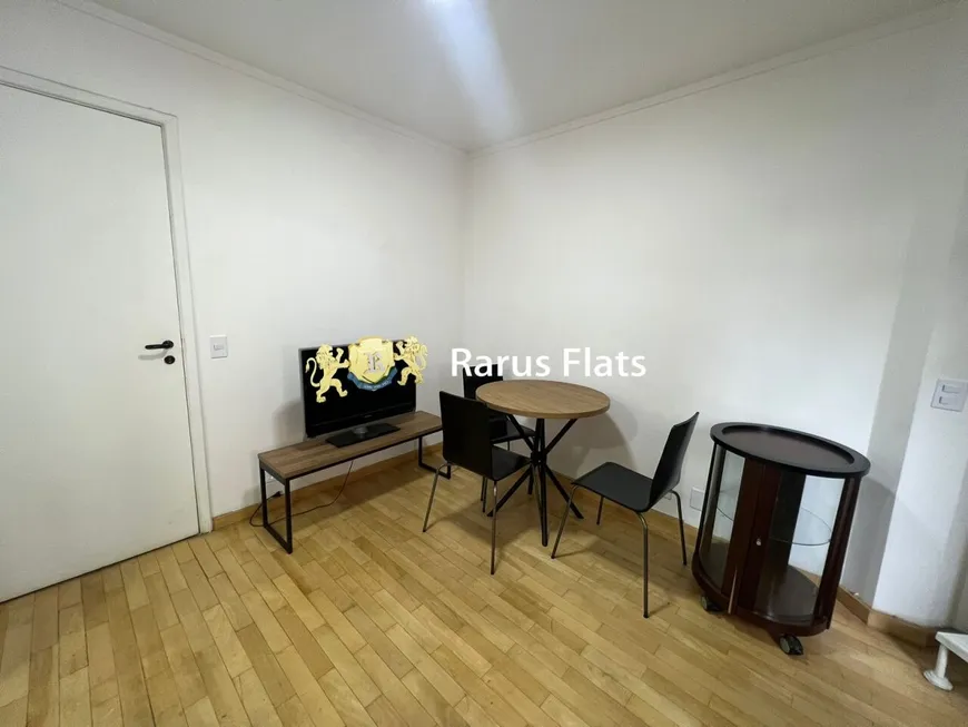 Foto 1 de Flat com 1 Quarto para alugar, 43m² em Vila Olímpia, São Paulo