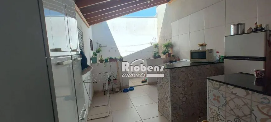 Foto 1 de Casa com 3 Quartos à venda, 150m² em Conjunto Habitacional Caic, São José do Rio Preto