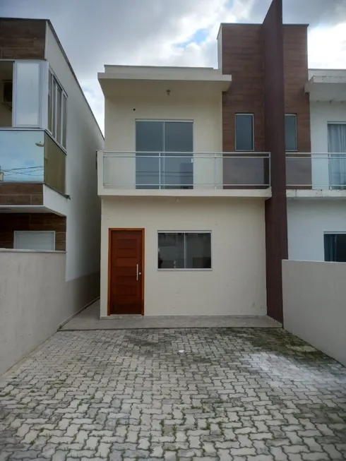 Foto 1 de Sobrado com 2 Quartos à venda, 80m² em Ingleses do Rio Vermelho, Florianópolis