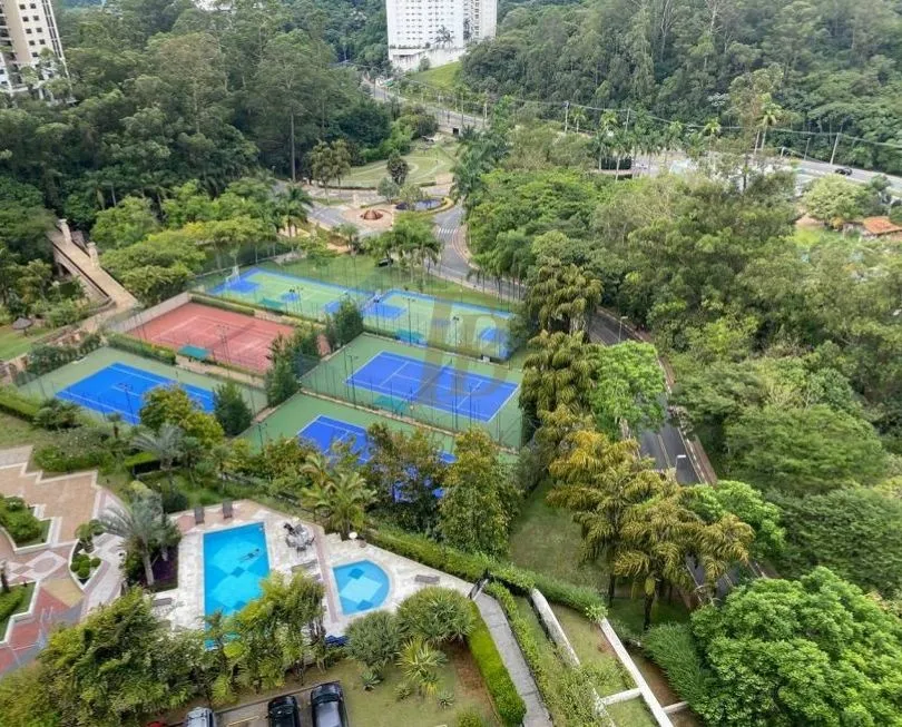 Foto 1 de Apartamento com 4 Quartos à venda, 207m² em Panamby, São Paulo