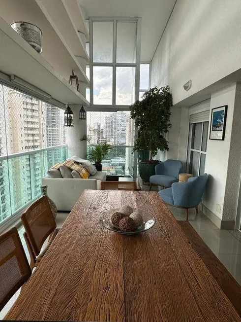 Foto 1 de Apartamento com 4 Quartos à venda, 173m² em Moema, São Paulo