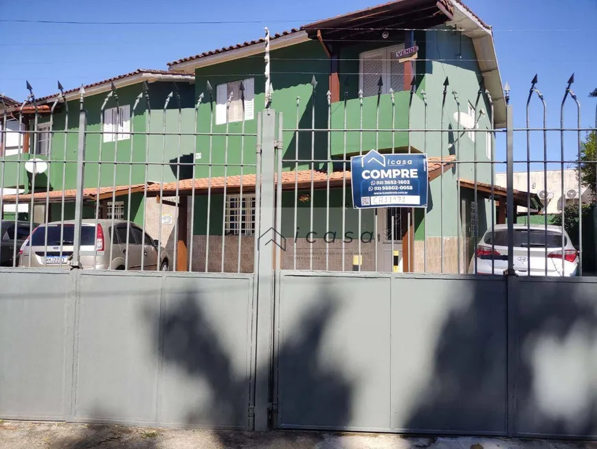 Foto 1 de Casa com 2 Quartos à venda, 55m² em Martim de Sa, Caraguatatuba