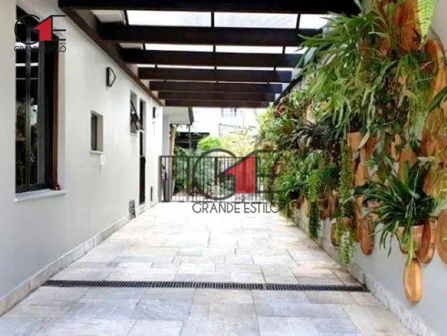 Foto 1 de Casa de Condomínio com 5 Quartos à venda, 398m² em José Menino, Santos