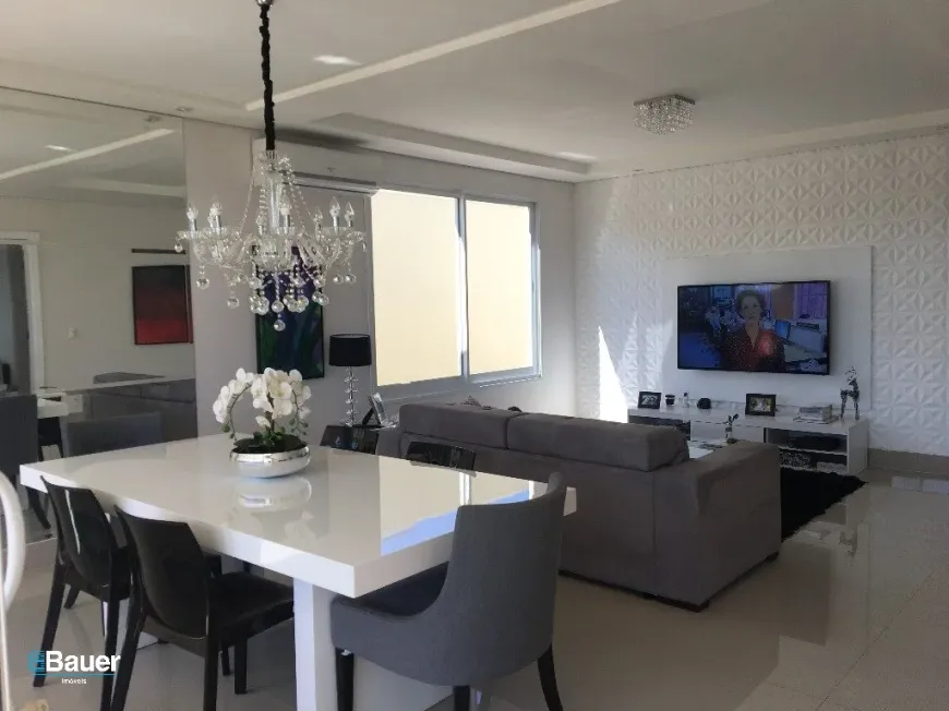 Foto 1 de Apartamento com 2 Quartos à venda, 104m² em Cambuí, Campinas