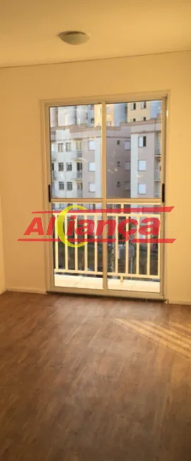 Foto 1 de Apartamento com 2 Quartos à venda, 43m² em Parque Industrial Cumbica, Guarulhos