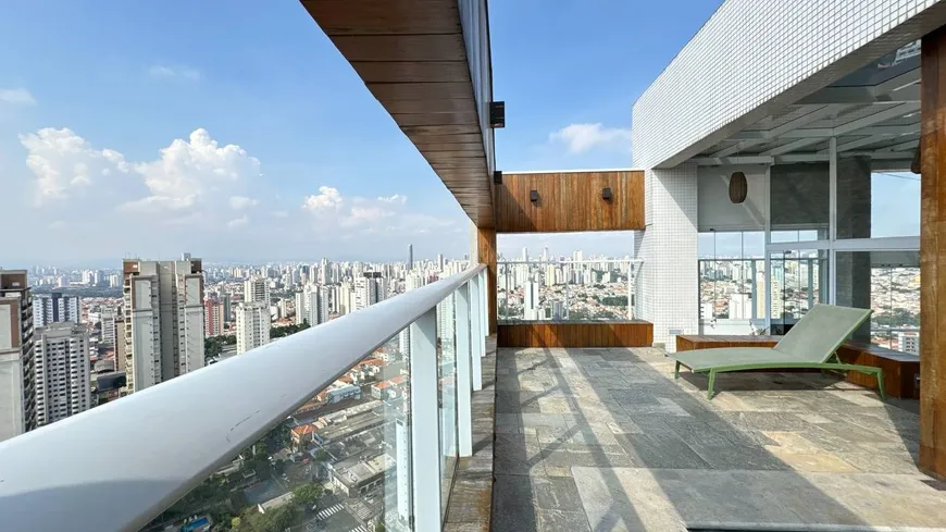 Foto 1 de Apartamento com 4 Quartos à venda, 220m² em Vila Bertioga, São Paulo