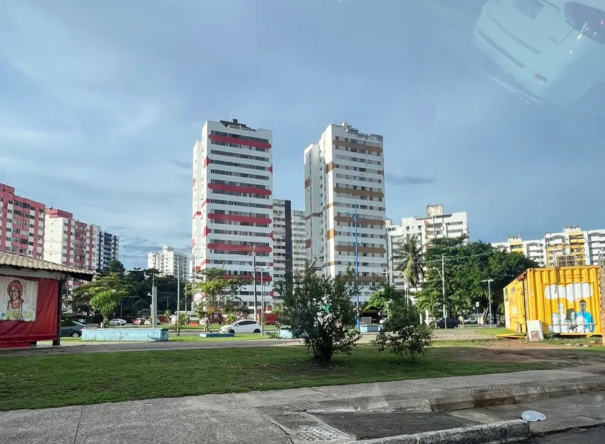 Foto 1 de Apartamento com 3 Quartos para alugar, 79m² em Imbuí, Salvador