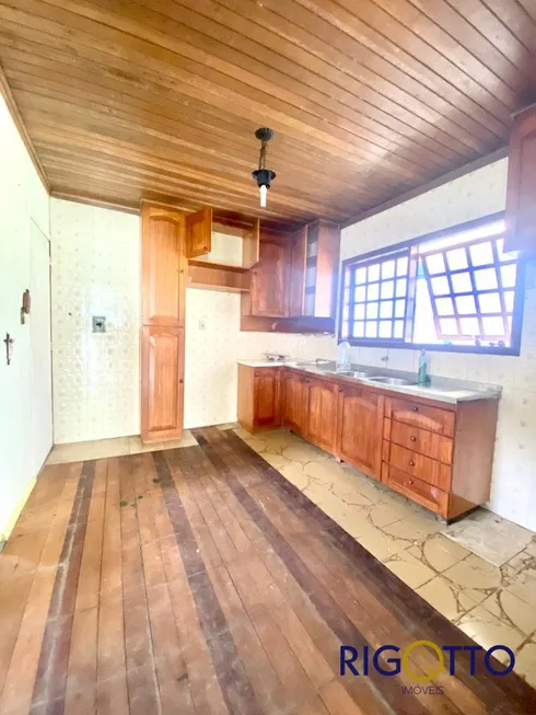 Foto 1 de Casa com 4 Quartos à venda, 130m² em Petrópolis, Caxias do Sul