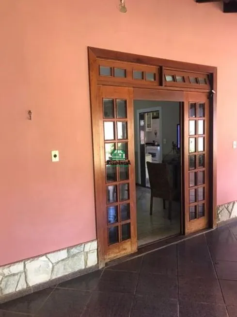 Foto 1 de Casa com 3 Quartos à venda, 300m² em Jundiai, Anápolis