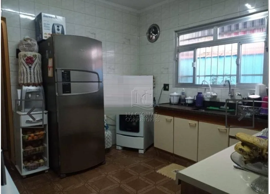 Foto 1 de Casa com 2 Quartos à venda, 180m² em Jardim Ana Maria, Santo André