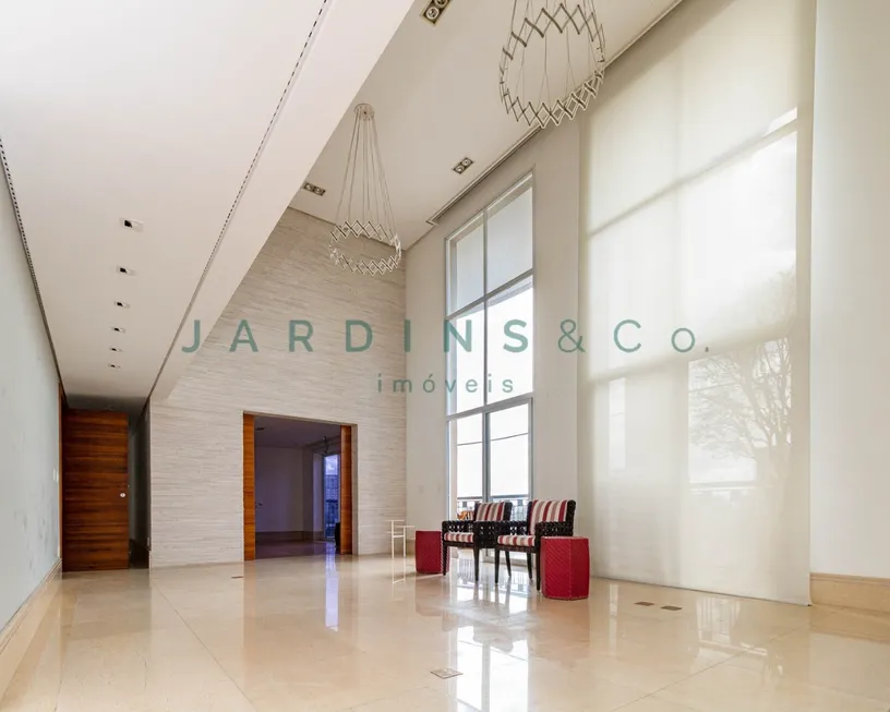 Foto 1 de Apartamento com 3 Quartos à venda, 396m² em Jardim América, São Paulo