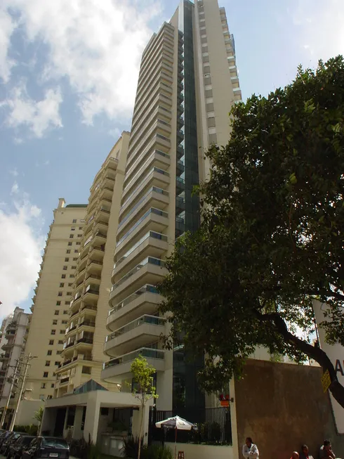 Foto 1 de Apartamento com 4 Quartos à venda, 332m² em Chacara Itaim , São Paulo