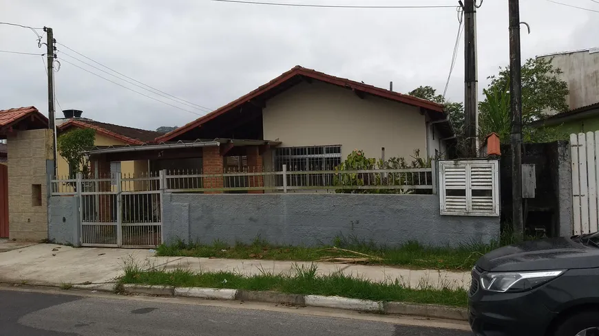 Foto 1 de Casa com 4 Quartos à venda, 160m² em Centro, Bertioga