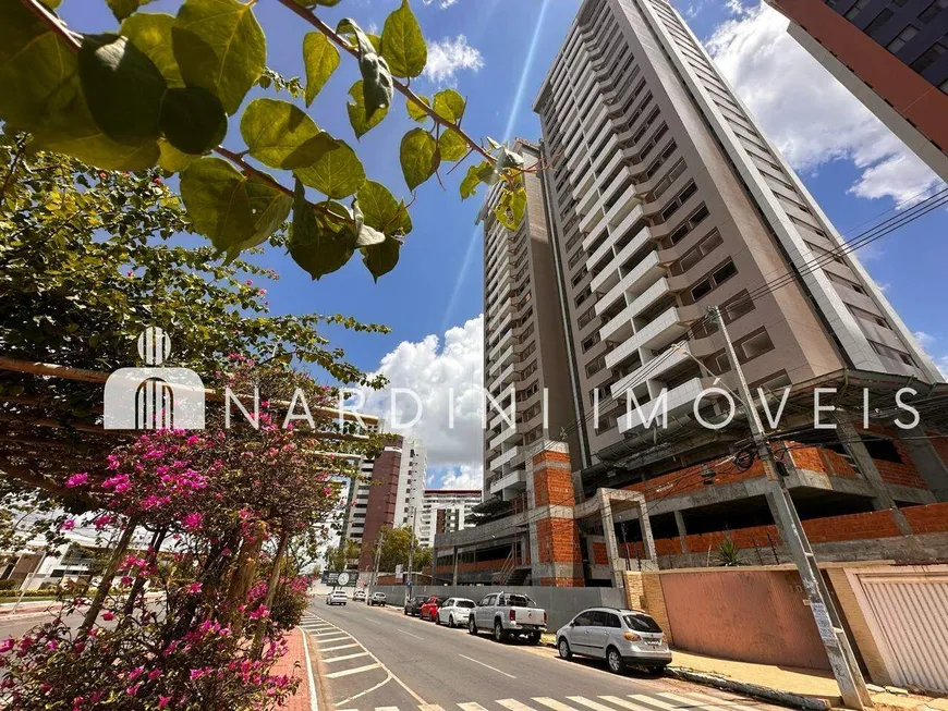 Foto 1 de Apartamento com 3 Quartos à venda, 132m² em Centro, Petrolina