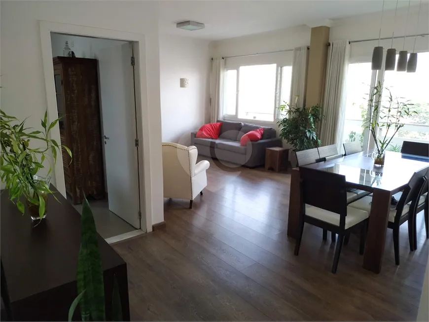 Foto 1 de Apartamento com 3 Quartos à venda, 210m² em Aclimação, São Paulo