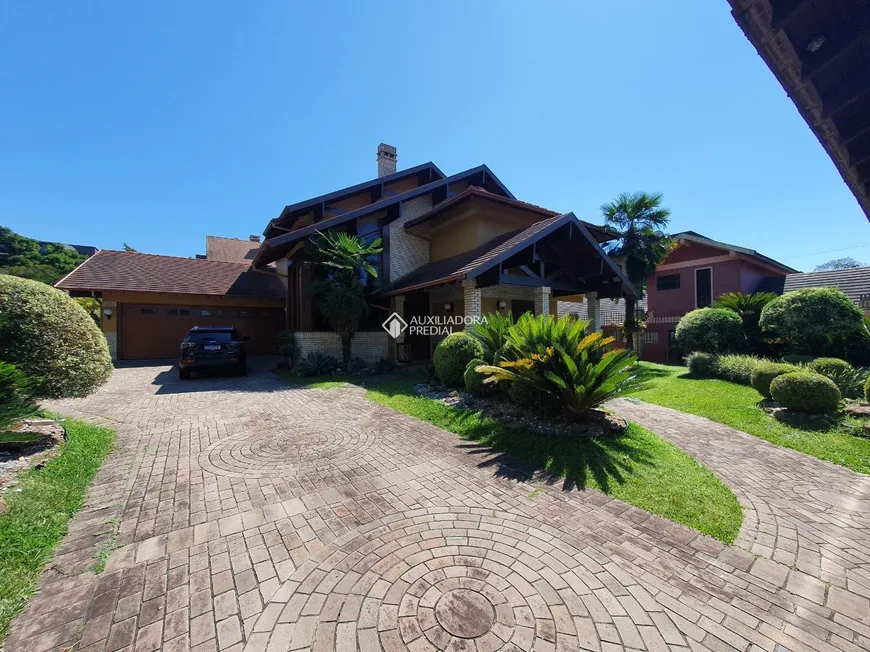 Foto 1 de Casa com 4 Quartos à venda, 380m² em Planalto, Gramado