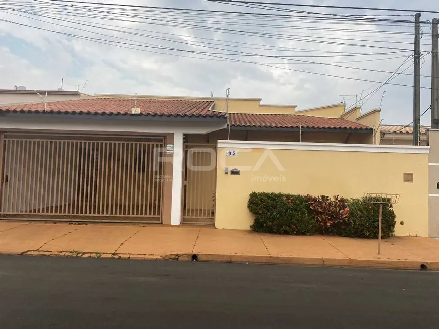 Foto 1 de Casa com 3 Quartos à venda, 200m² em Jardim Acapulco, São Carlos