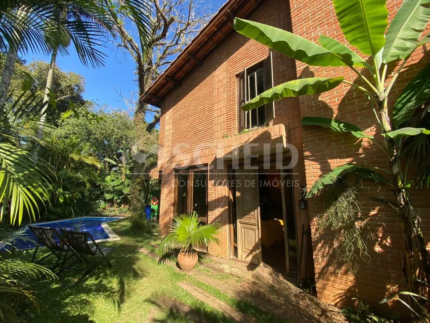 Foto 1 de Sobrado com 3 Quartos à venda, 430m² em Interlagos, São Paulo