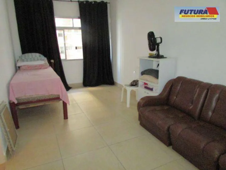 Foto 1 de Apartamento com 1 Quarto à venda, 28m² em Itararé, São Vicente