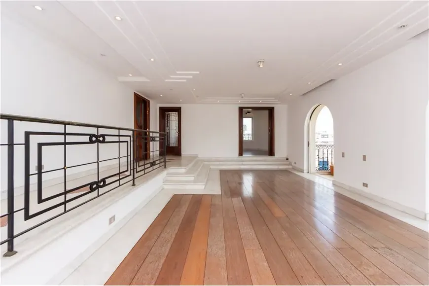 Foto 1 de Apartamento com 4 Quartos à venda, 275m² em Santa Cecília, São Paulo