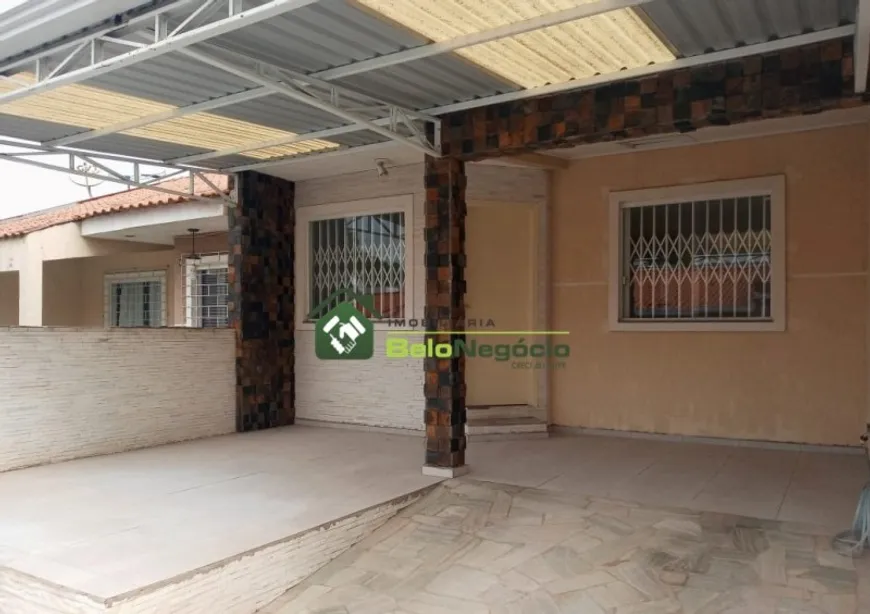 Foto 1 de Casa com 2 Quartos à venda, 70m² em Estação, Araucária