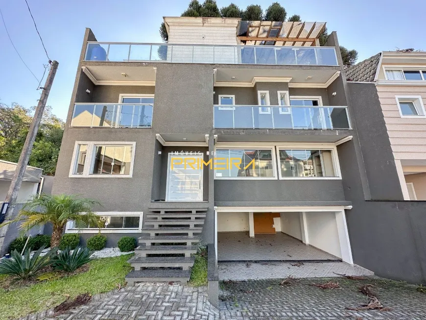 Foto 1 de Casa de Condomínio com 4 Quartos à venda, 400m² em Pinheirinho, Curitiba